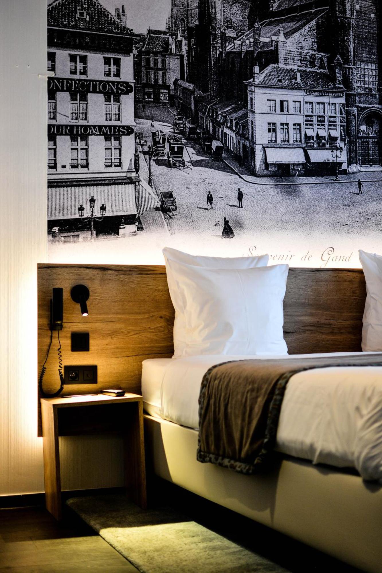 โฮเต็ลฮาร์โมนี่ Hotel เกนต์ ภายนอก รูปภาพ